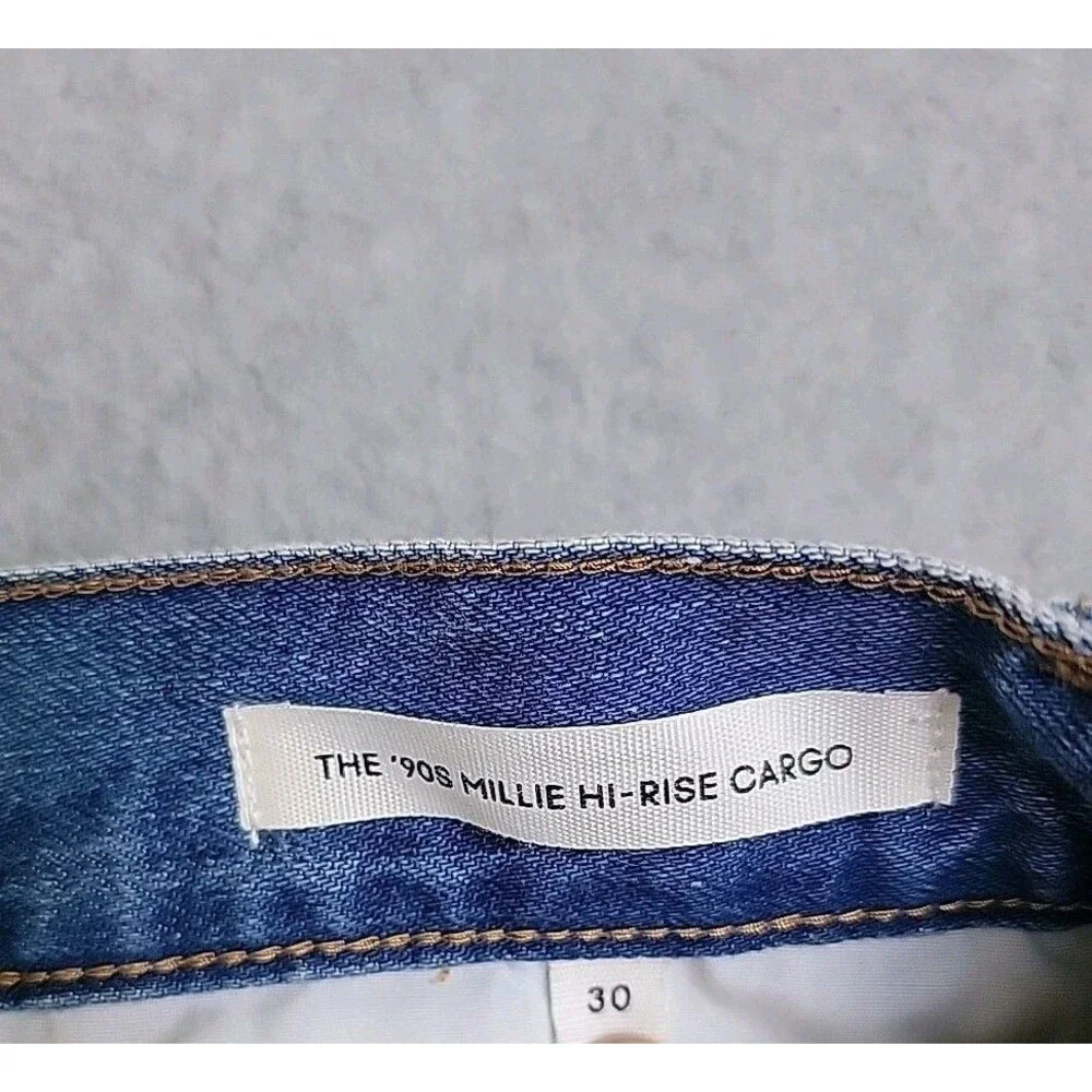 Aritzia please see